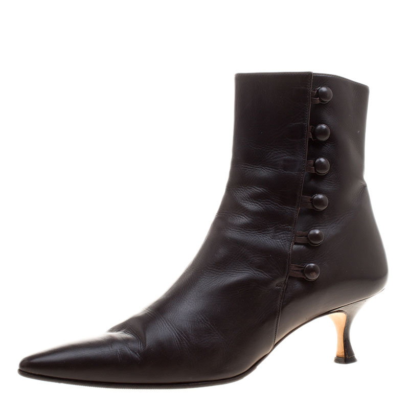 Pre Owned Manolo Blahnik Brown Leather Button Down Pointed Toe Boots Size 39