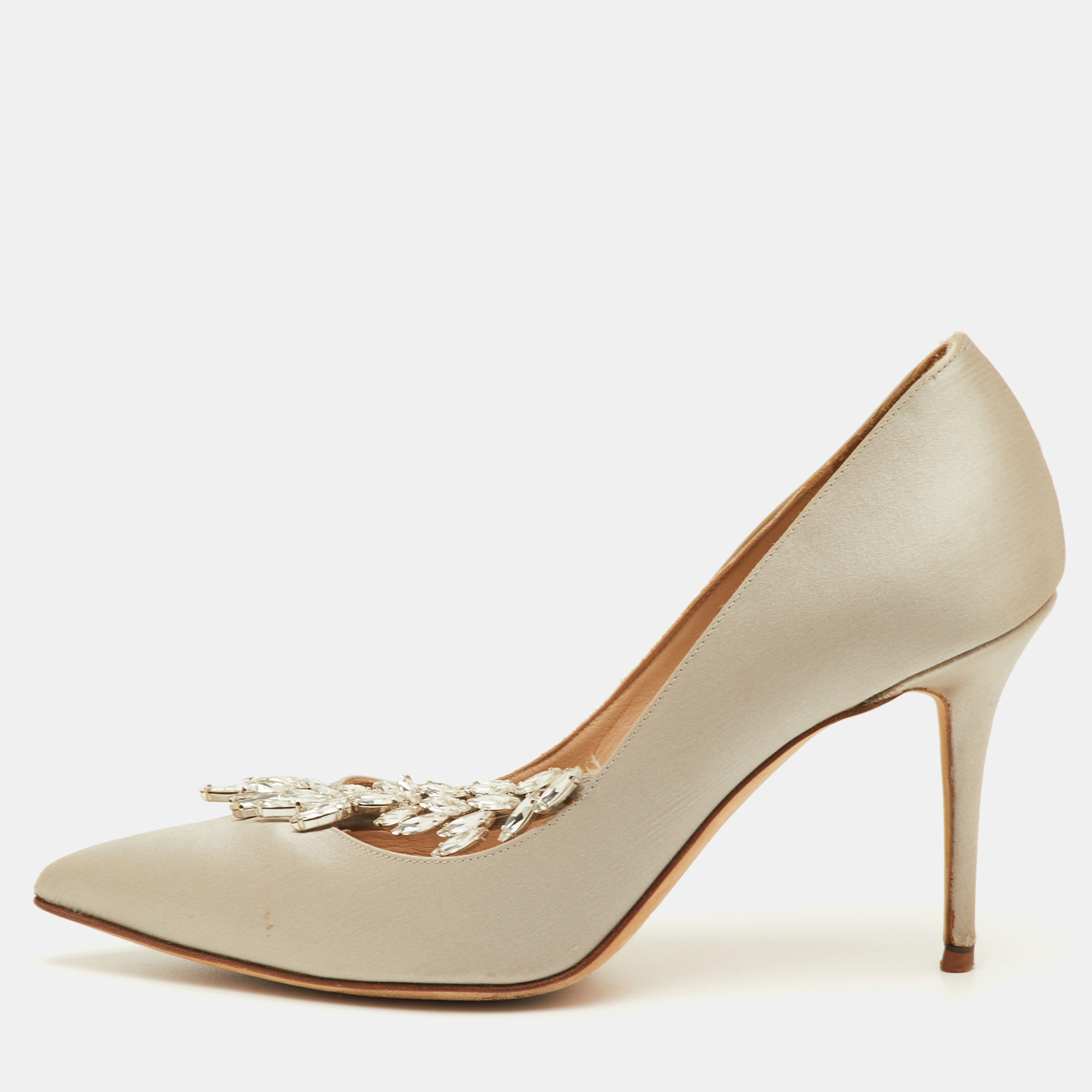 

Manolo Blahnik Nadira Size  Light Grey Satin Crystal Embellished Pumps