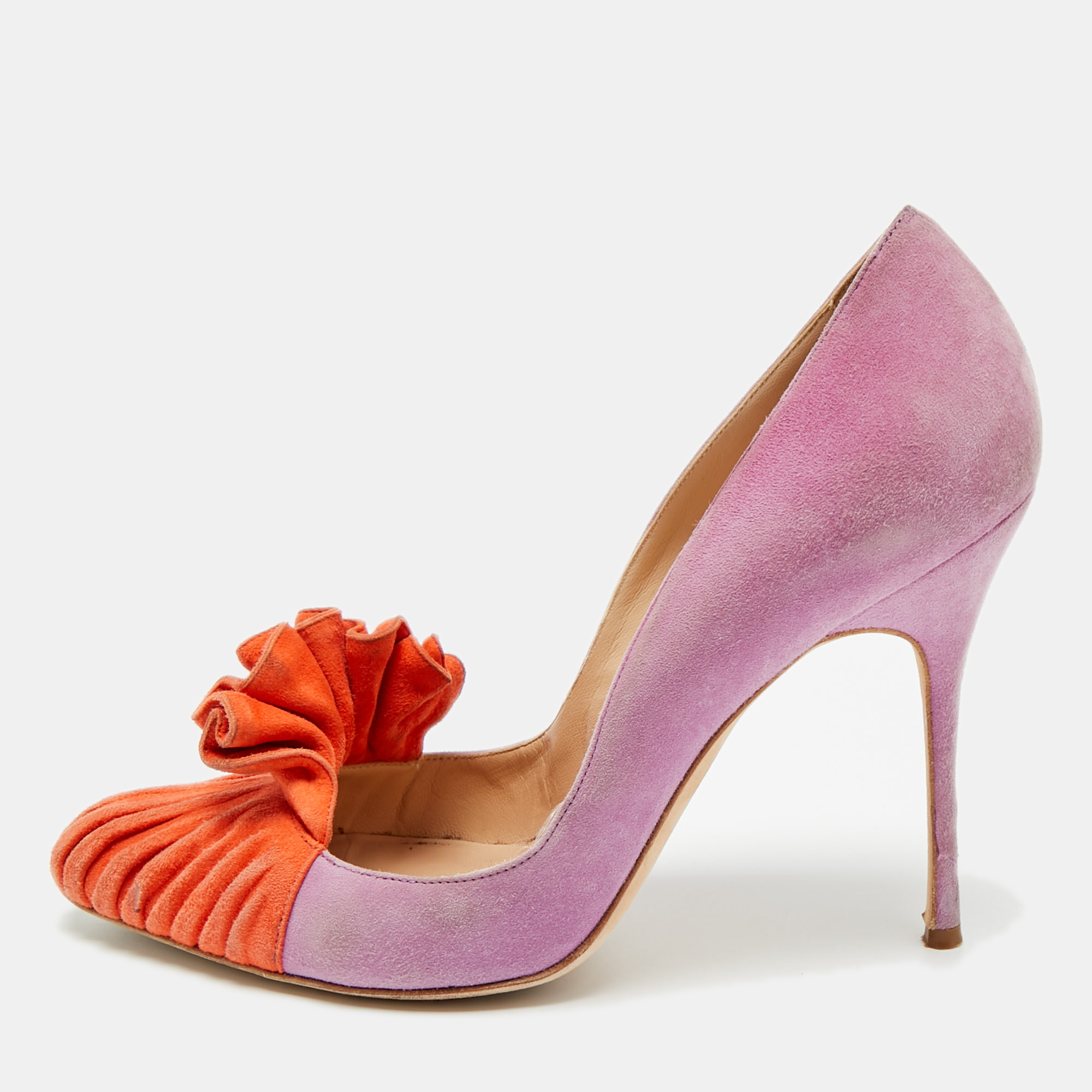 

Manolo Blahnik Size  Purple/Orange Suede Ruffle Pumps
