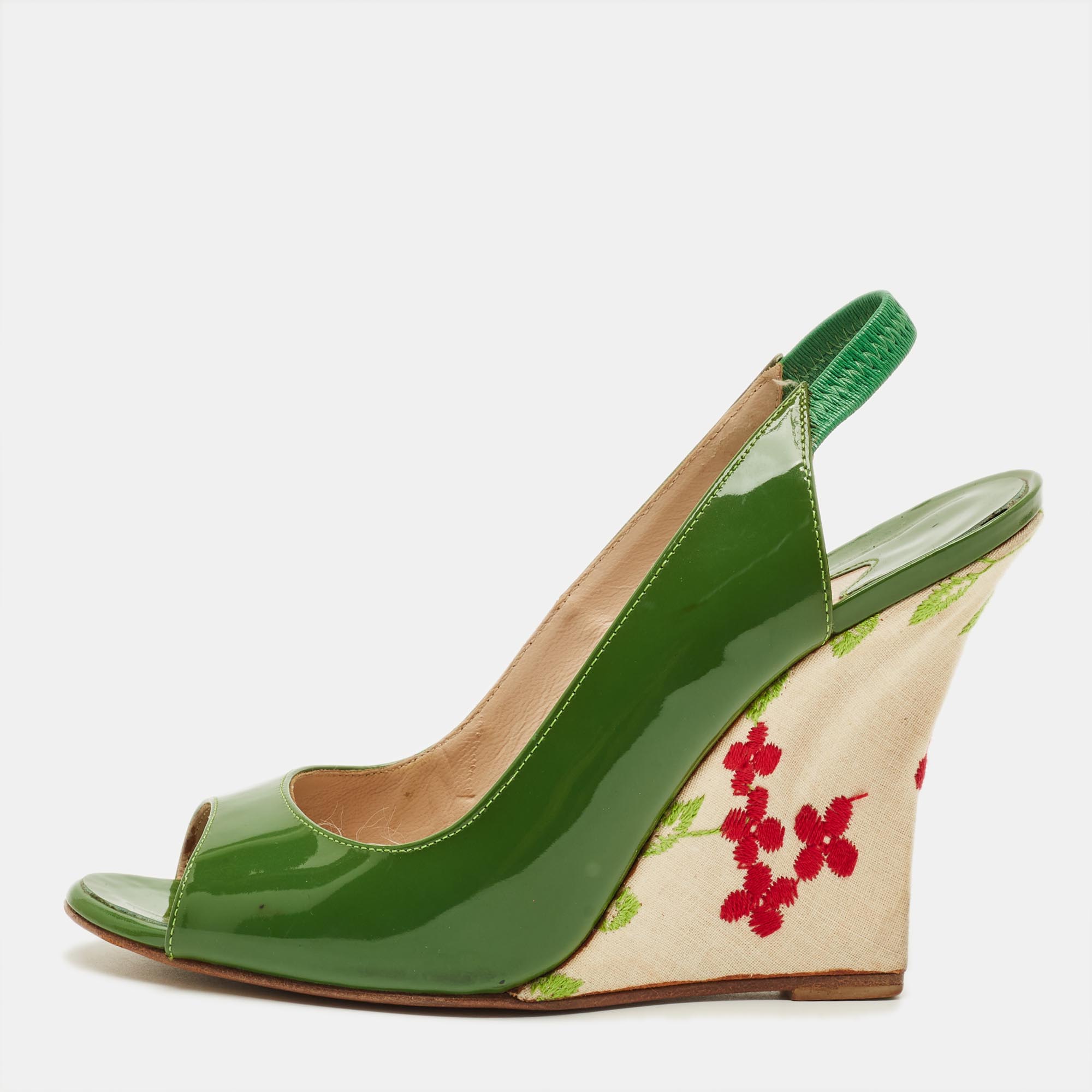 Pre-owned Manolo Blahnik Size 36.5 Green Patent Leather Wedge Sandals