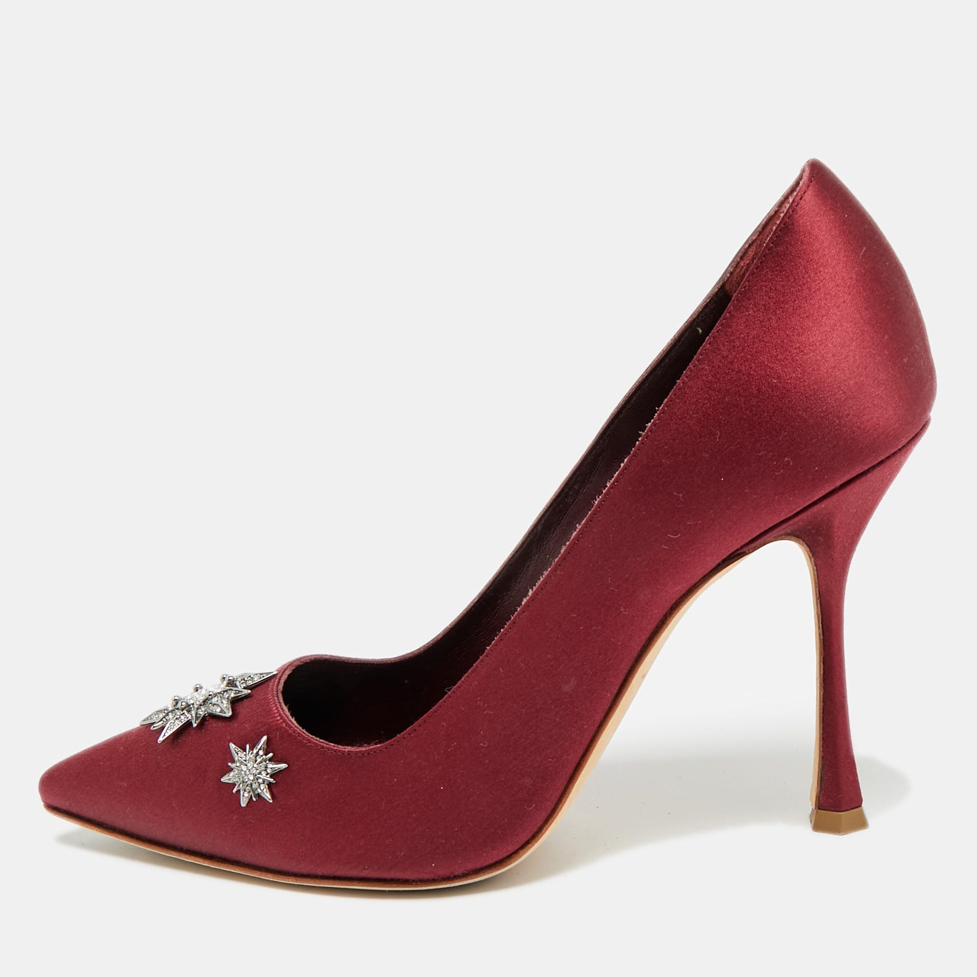 

Manolo Blahnik Size  Burgundy Satin Stars Embellished Pointed Toe Pumps