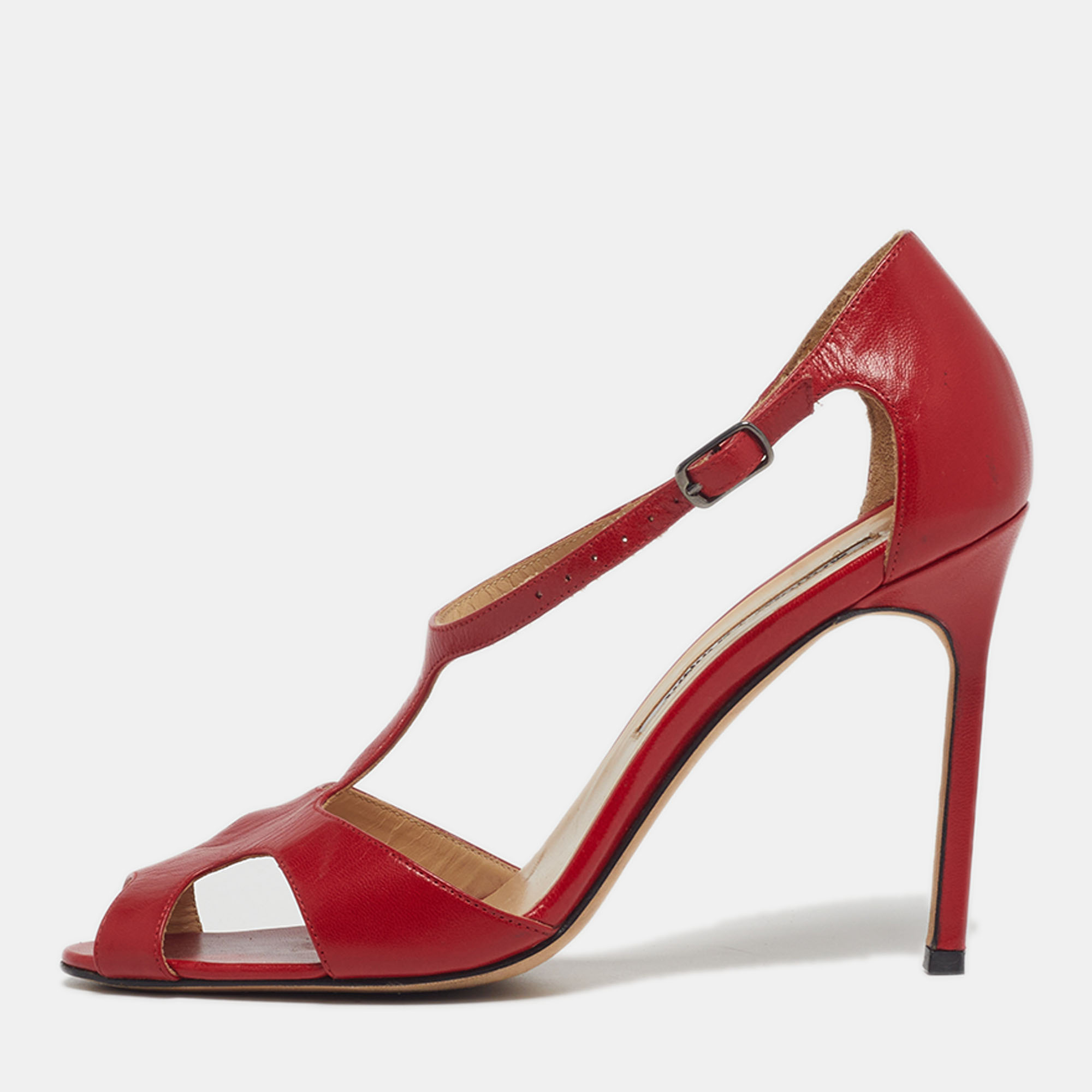 

Manolo Blahnik Size  Red Leather T Strap Sandals