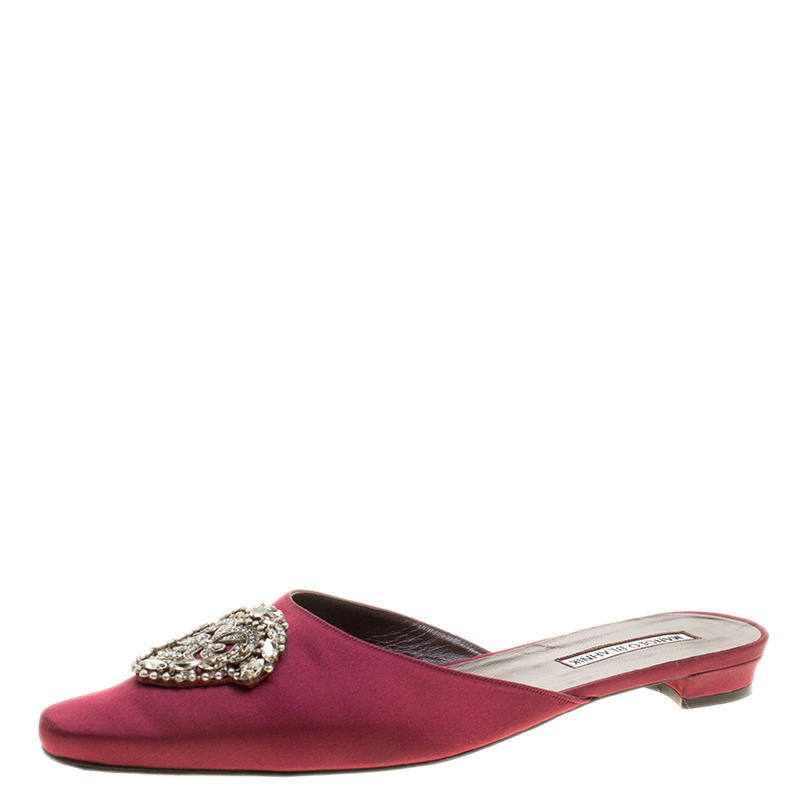 Manolo Blahnik Burgundy Satin Okkatomu Crystal Embellished Crest Flat Mules Size 39.5 