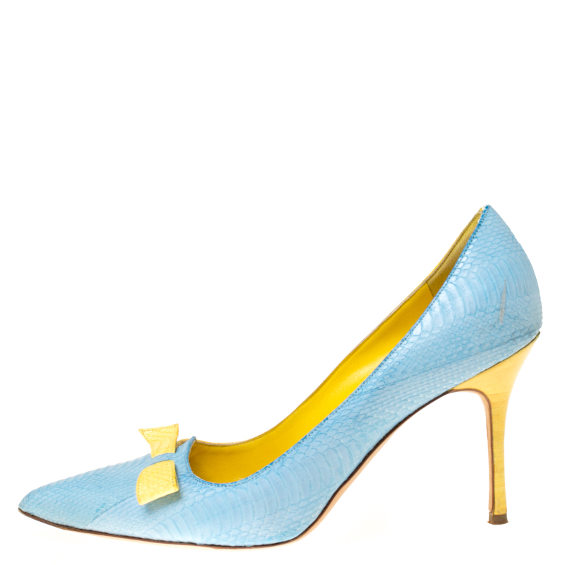 

Manolo Blahnik Blue Python Leather Bow Pointed Toe Pumps Size