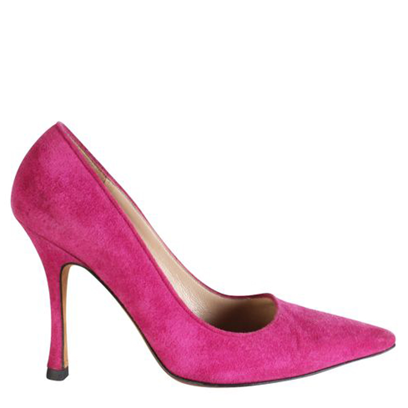 Click to view more detailed imagery on our partner's website Manolo Blahnik Pink Suede Pumps Size 35
