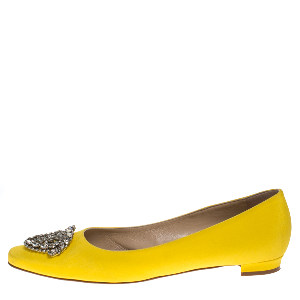 

Manolo Blahnik Yellow Satin Crystal Embellished Ballet Flats Size