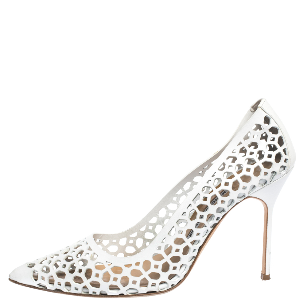 

Manolo Blahnik White Laser Cut Leather BB Laserato Pumps Size