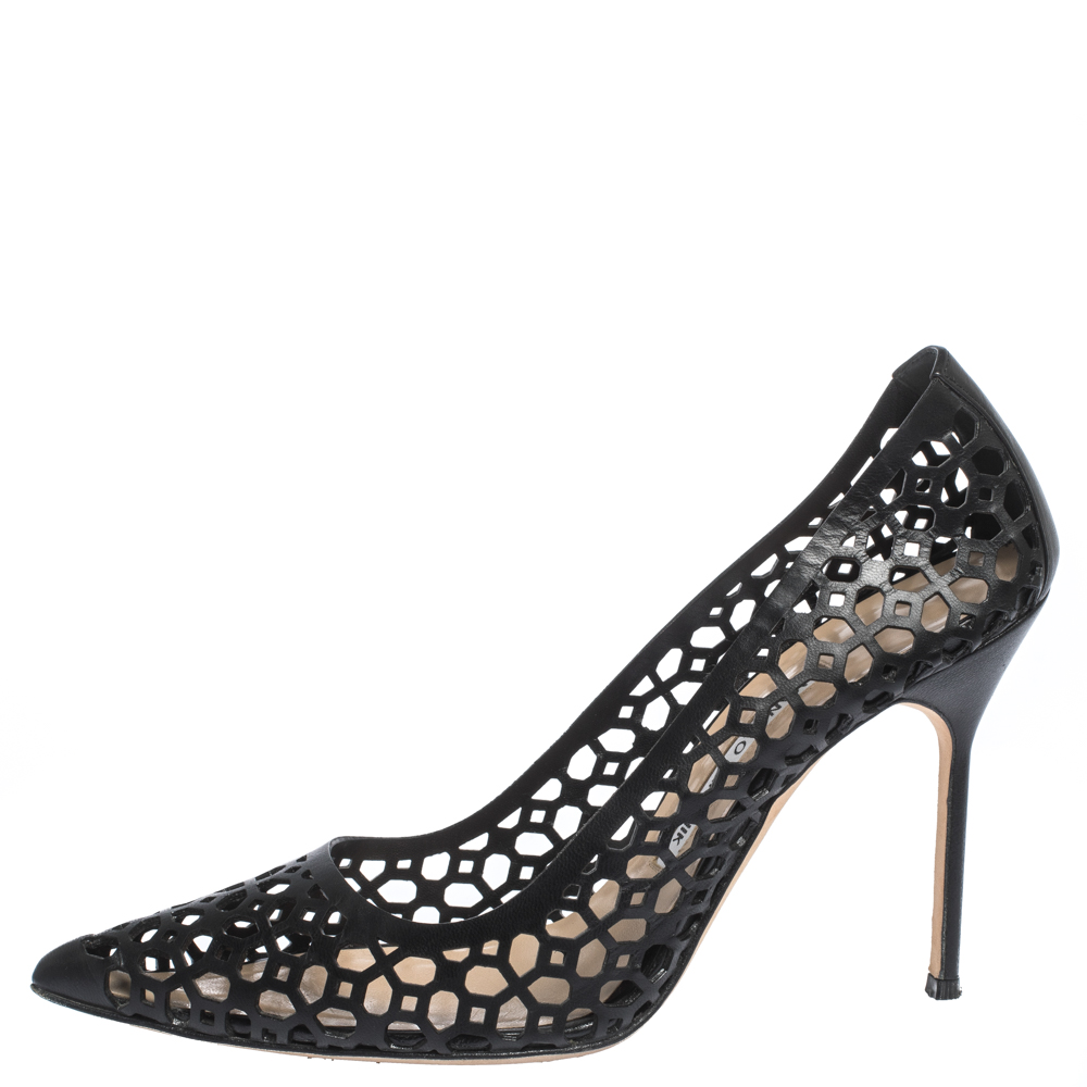 

Manolo Blahnik Black Laser Cut Leather Pointed Toe Pumps Size