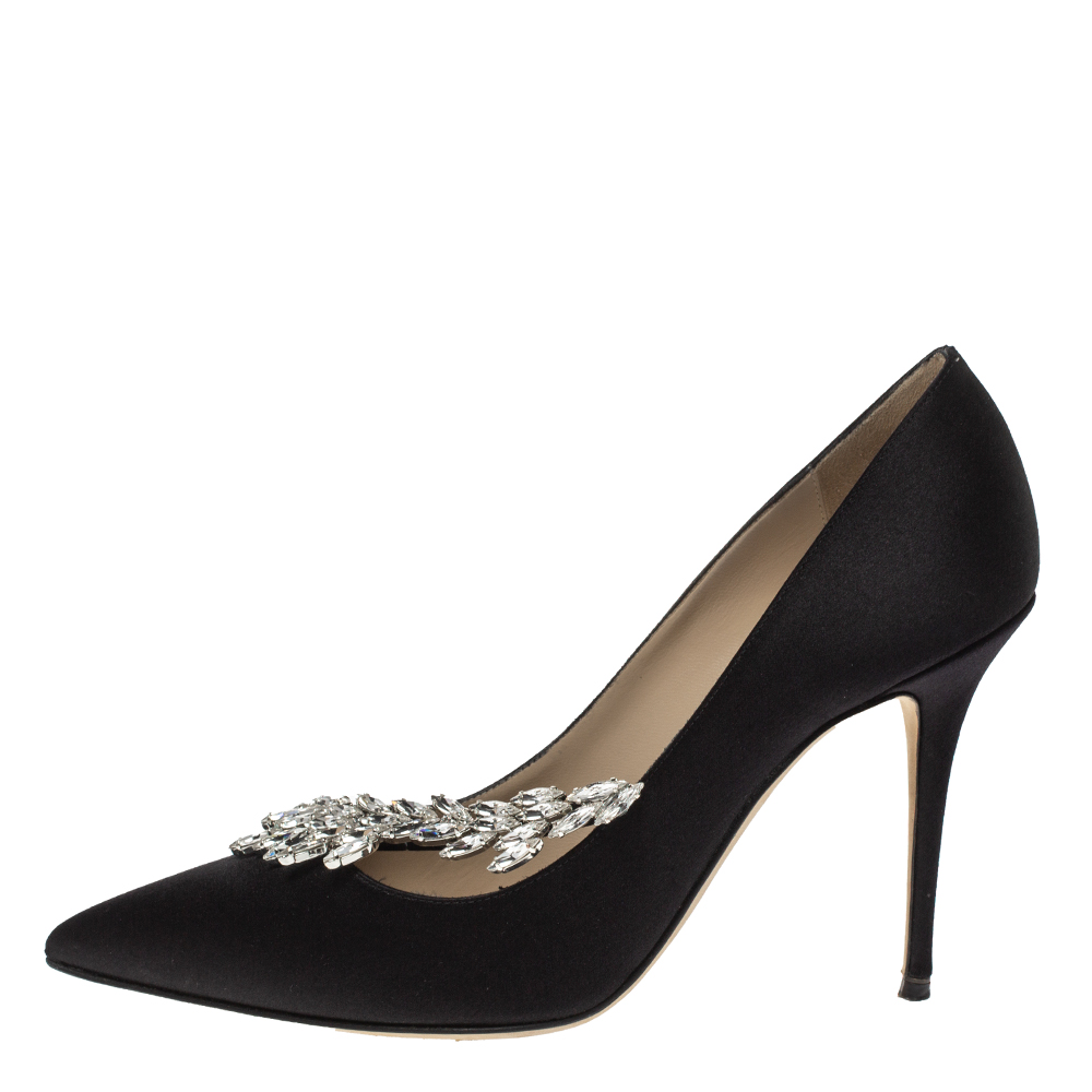 

Manolo Blahnik Black Satin Nadira Crystal Embellished Pointed Toe Pumps Size