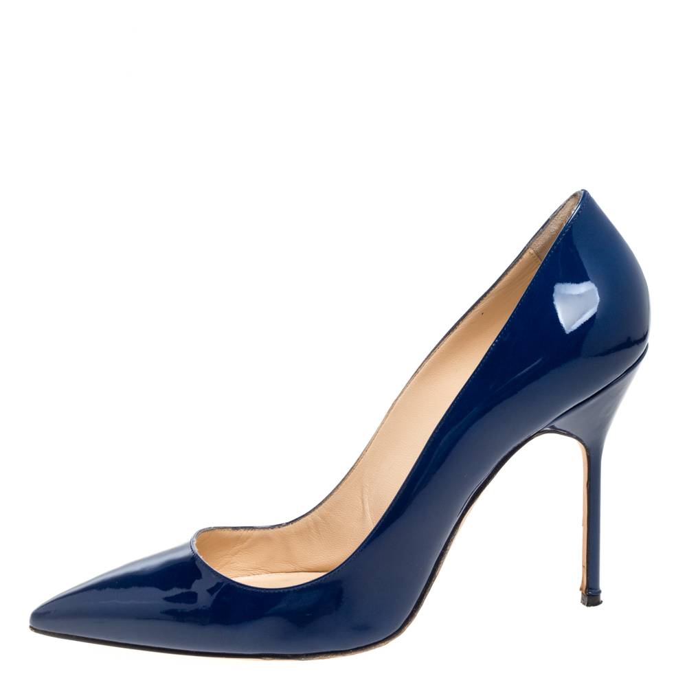 

Manolo Blahnik Blue Patent Leather BB Pointed Toe Pumps Size