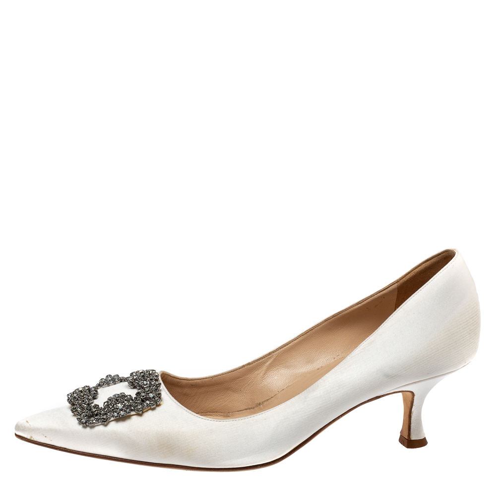

Manolo Blahnik White Satin Hangisi Crystal Embellished Pumps Size