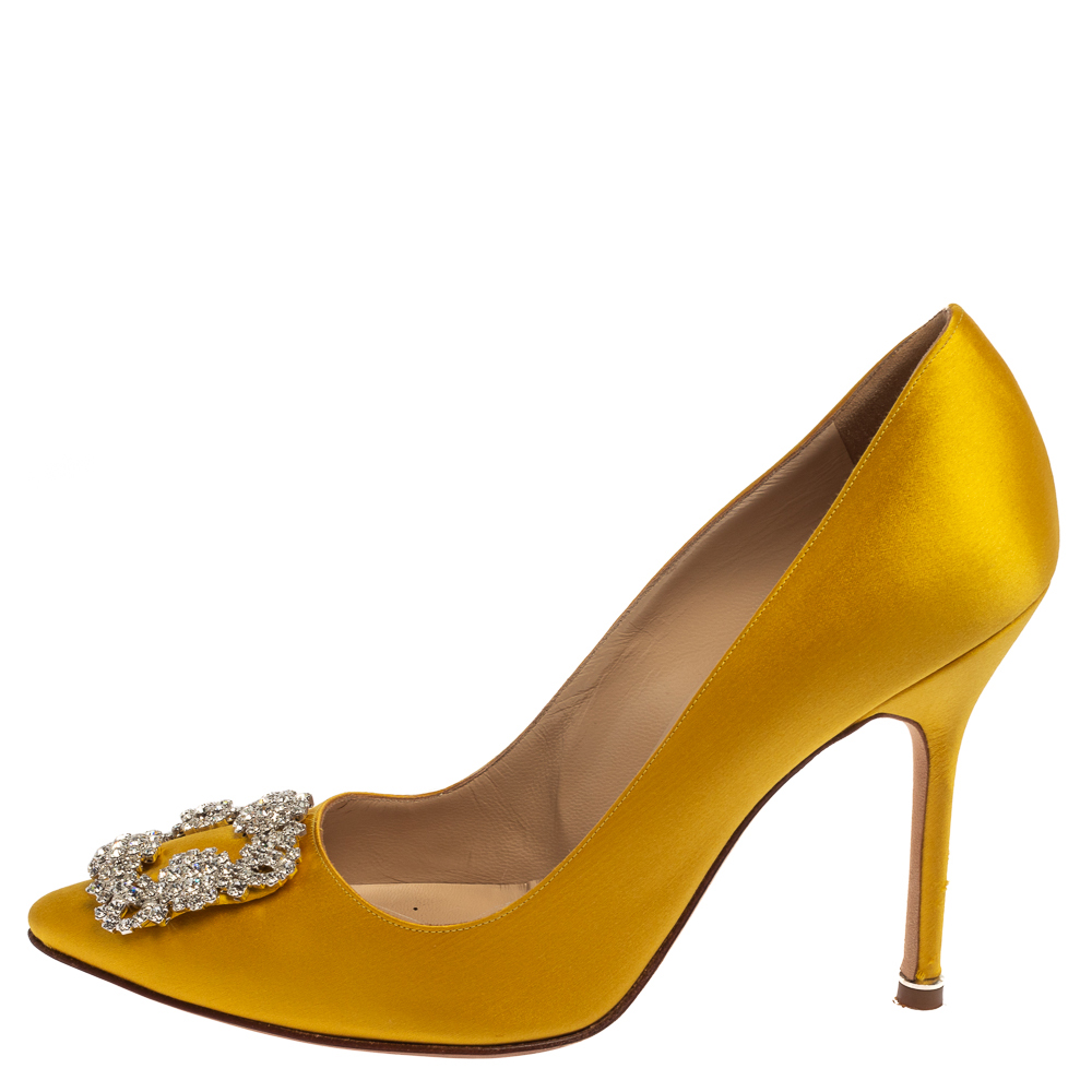 

Manolo Blahnik Yellow Satin Hangisi Pumps Size