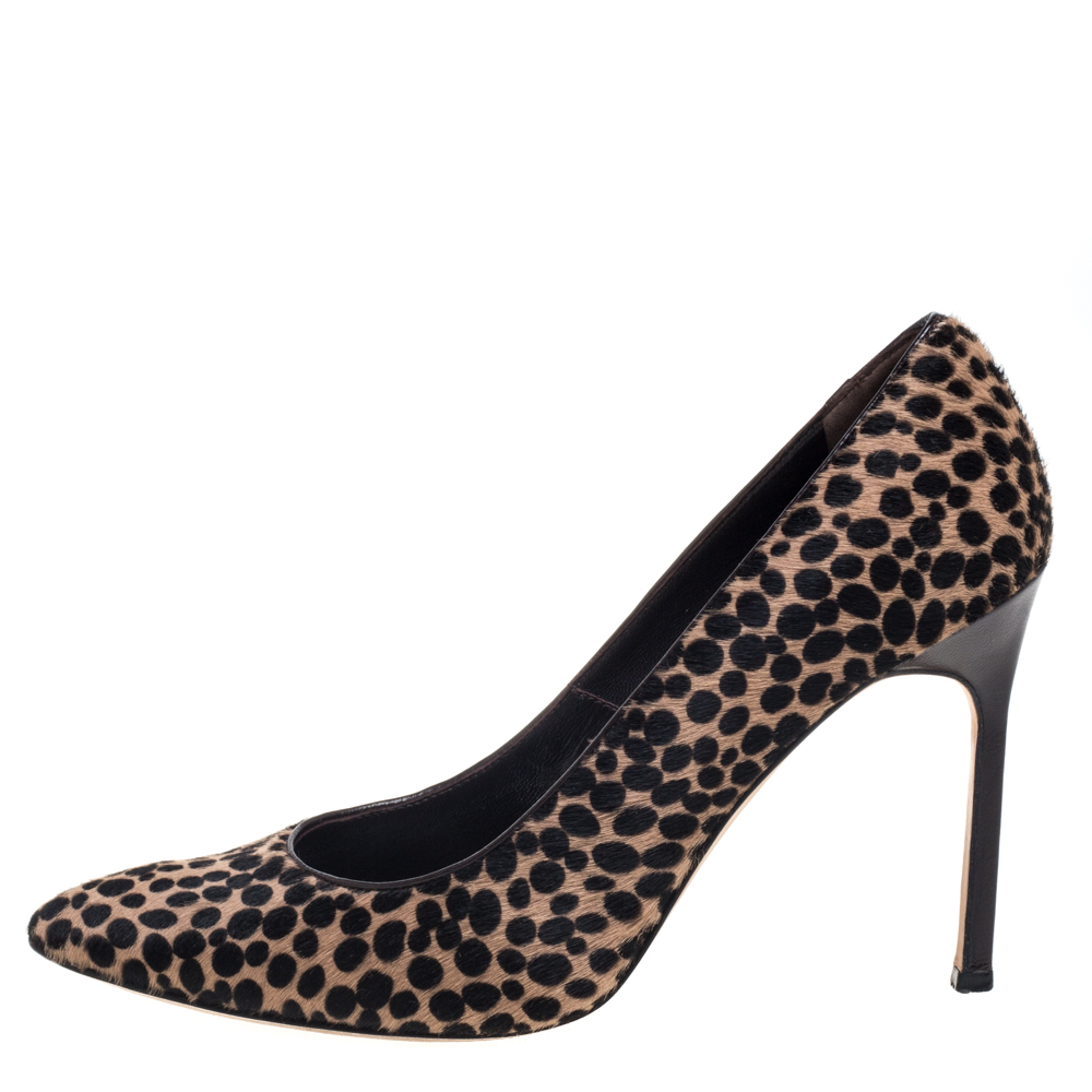 

Manolo Blahnik Black/Beige Leopard Print Calf Hair Pumps Size