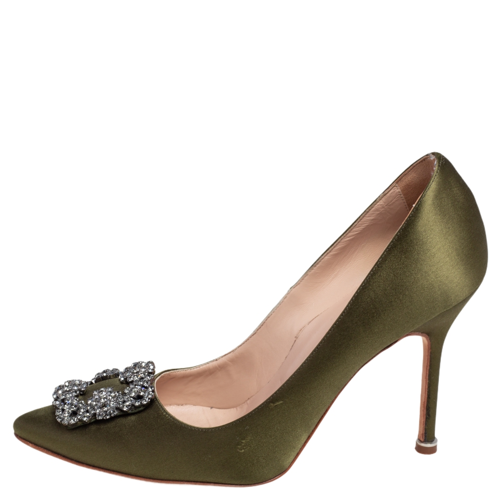 

Manolo Blahnik Green Satin Hangisi Embellished Pumps Size