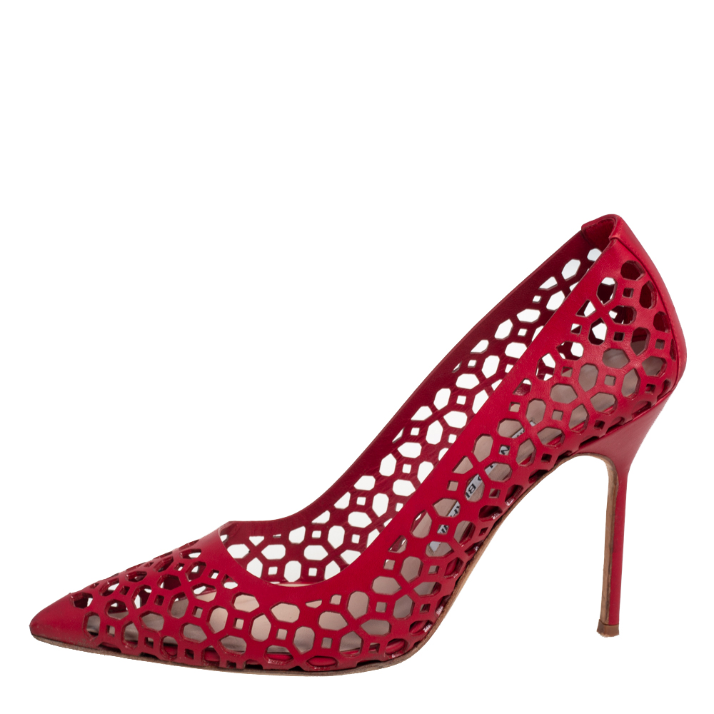 

Manolo Blahnik Red Laser Cut Leather Pointed Toe Pumps Size