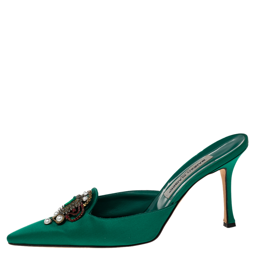 

Manolo Blahnik Green Satin Hangisi Sandals Size
