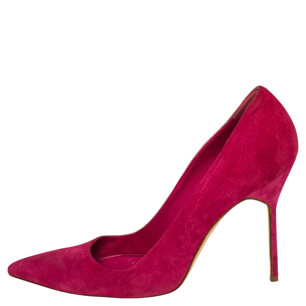 

Manolo Blahnik Fuchsia Suede Pointed Toe BB Pumps Size, Red