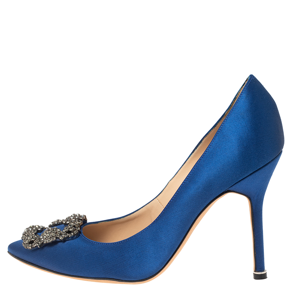 

Manolo Blahnik Blue Satin Hangisi Pointed Toe Pumps Size