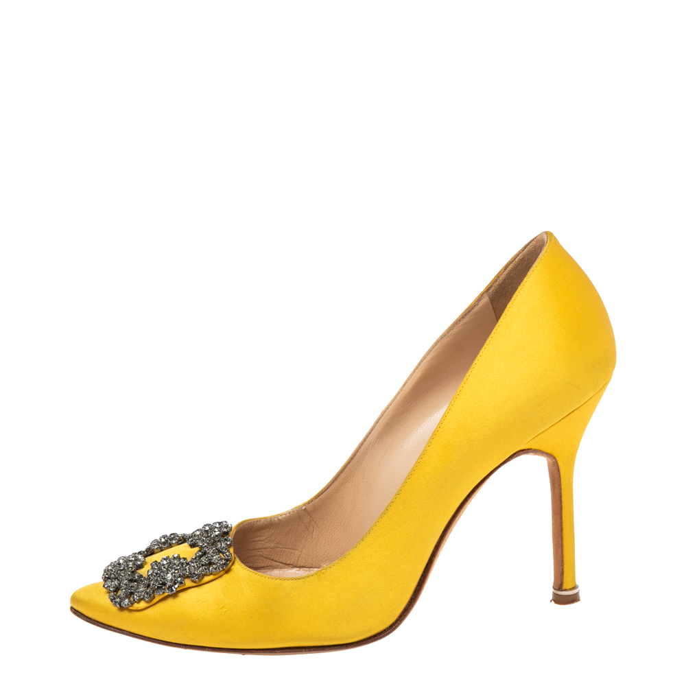 

Manolo Blahnik Yellow Satin Hangisi Pumps Size