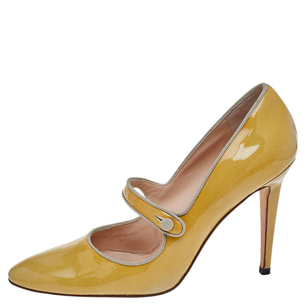 

Manolo Blahnik Yellow Patent Leather Mary Jane Pumps Size