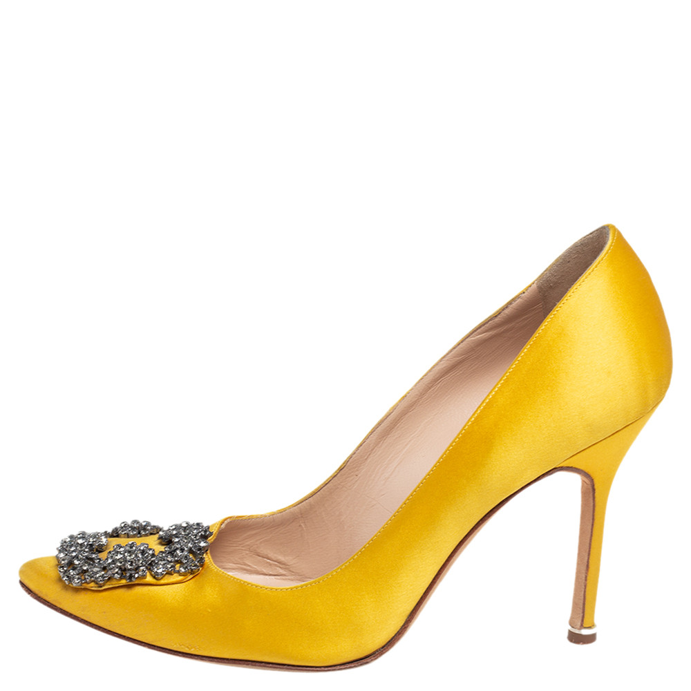 

Manolo Blahnik Yellow Satin Hangisi Pumps Size