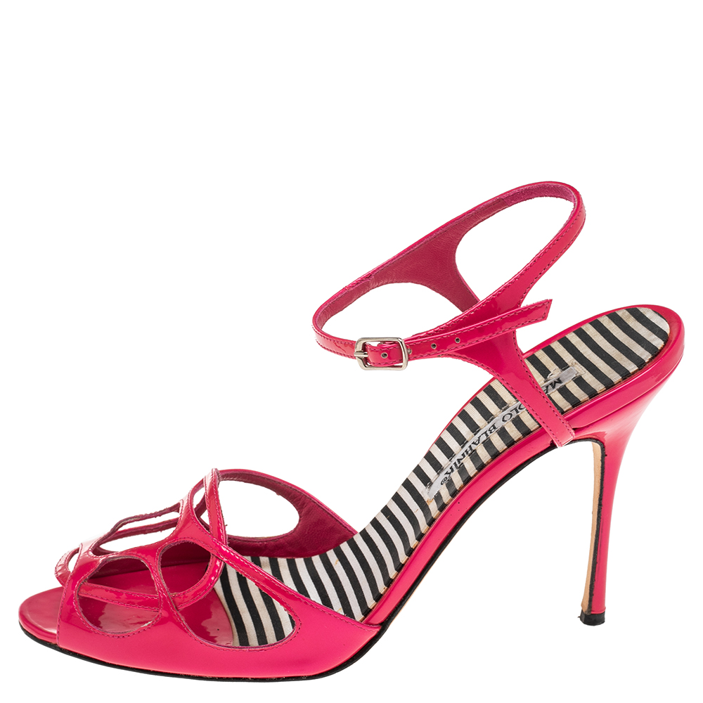 

Manolo Blahnik Pink Patent Leather Cutout Strappy Sandals Size