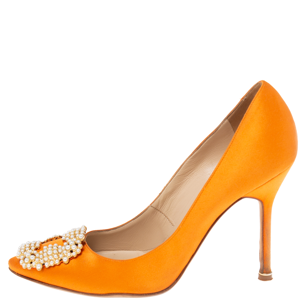 

Manolo Blahnik Orange Satin Hangisi Pumps Size