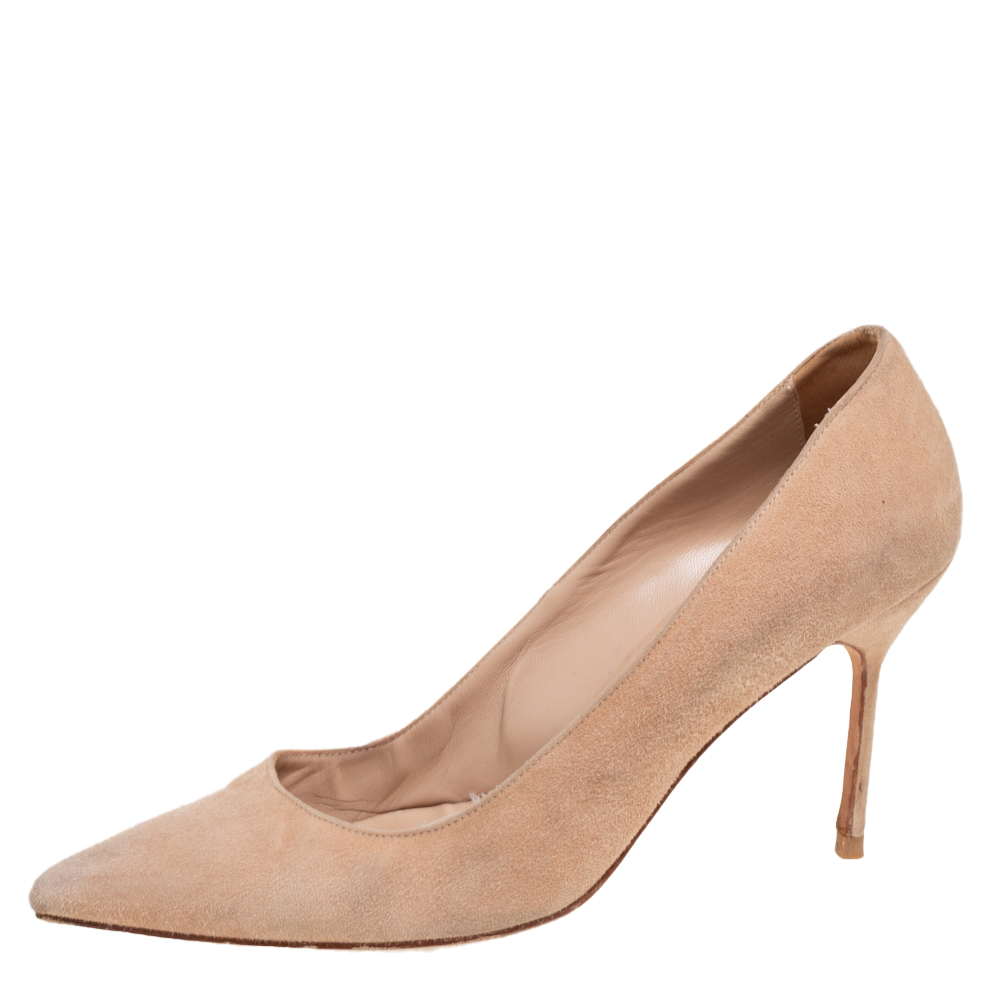 

Manolo Blahnik Beige Suede BB Pumps Size