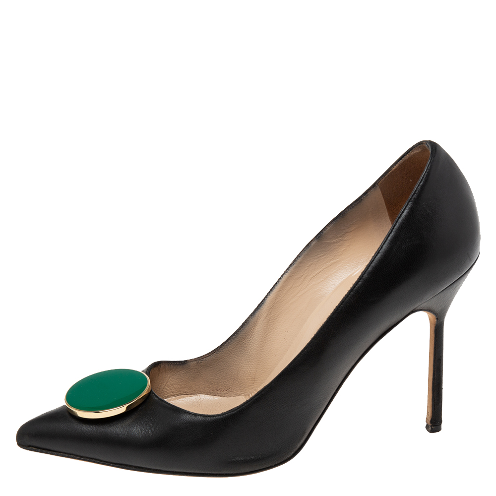 

Manolo Blahnik Black Leather Embellished Pointed Toe Pumps Size