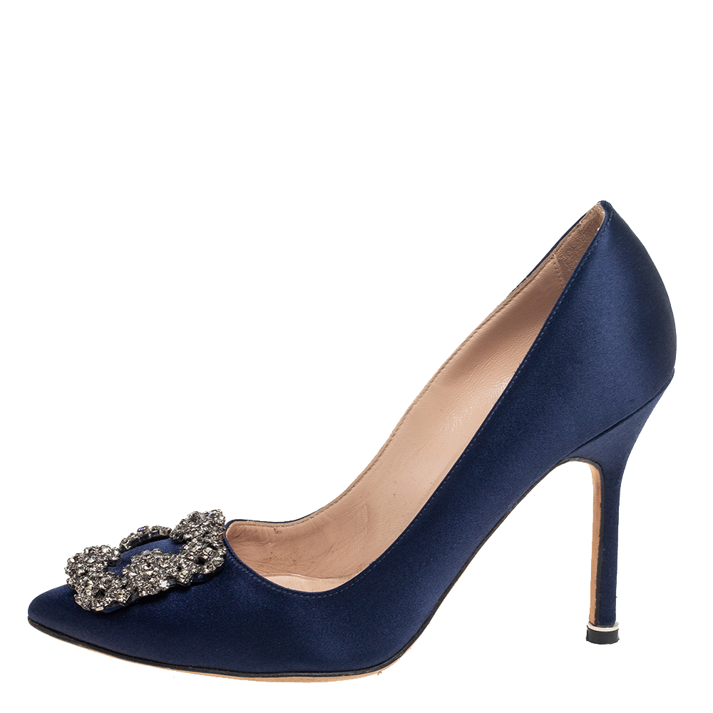 

Manolo Blahnik Navy Blue Satin Hangisi Pumps Size