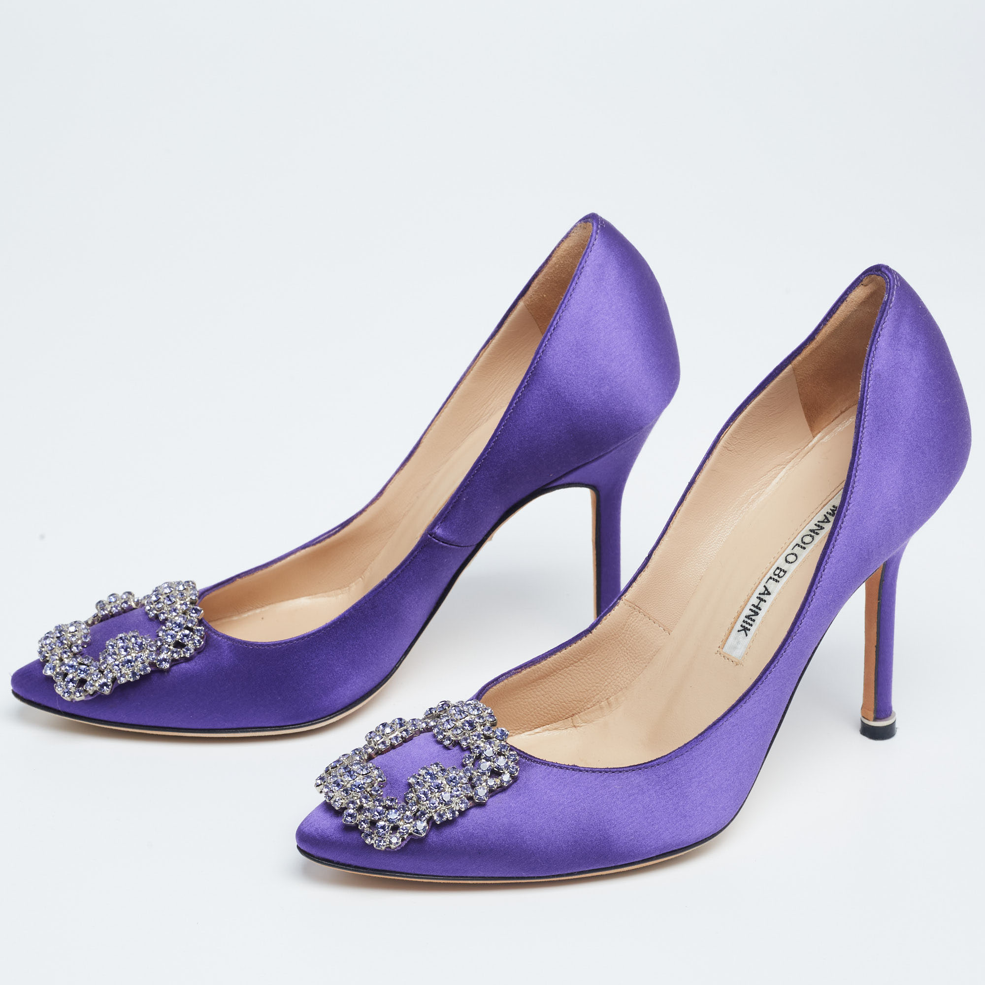 

Manolo Blahnik Purple Satin Crystal Embellished Hangisi Pumps Size