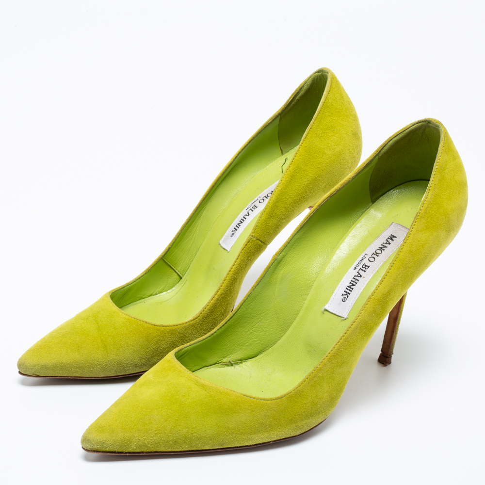 

Manolo Blahnik Lime Green Suede BB Pumps Size
