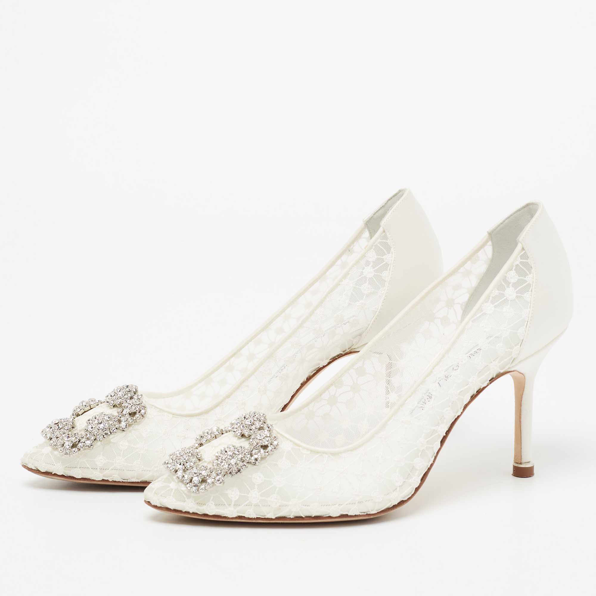 

Manolo Blahnik White/Grey Lace and Satin Hangisi Pointed Toe Pumps Size