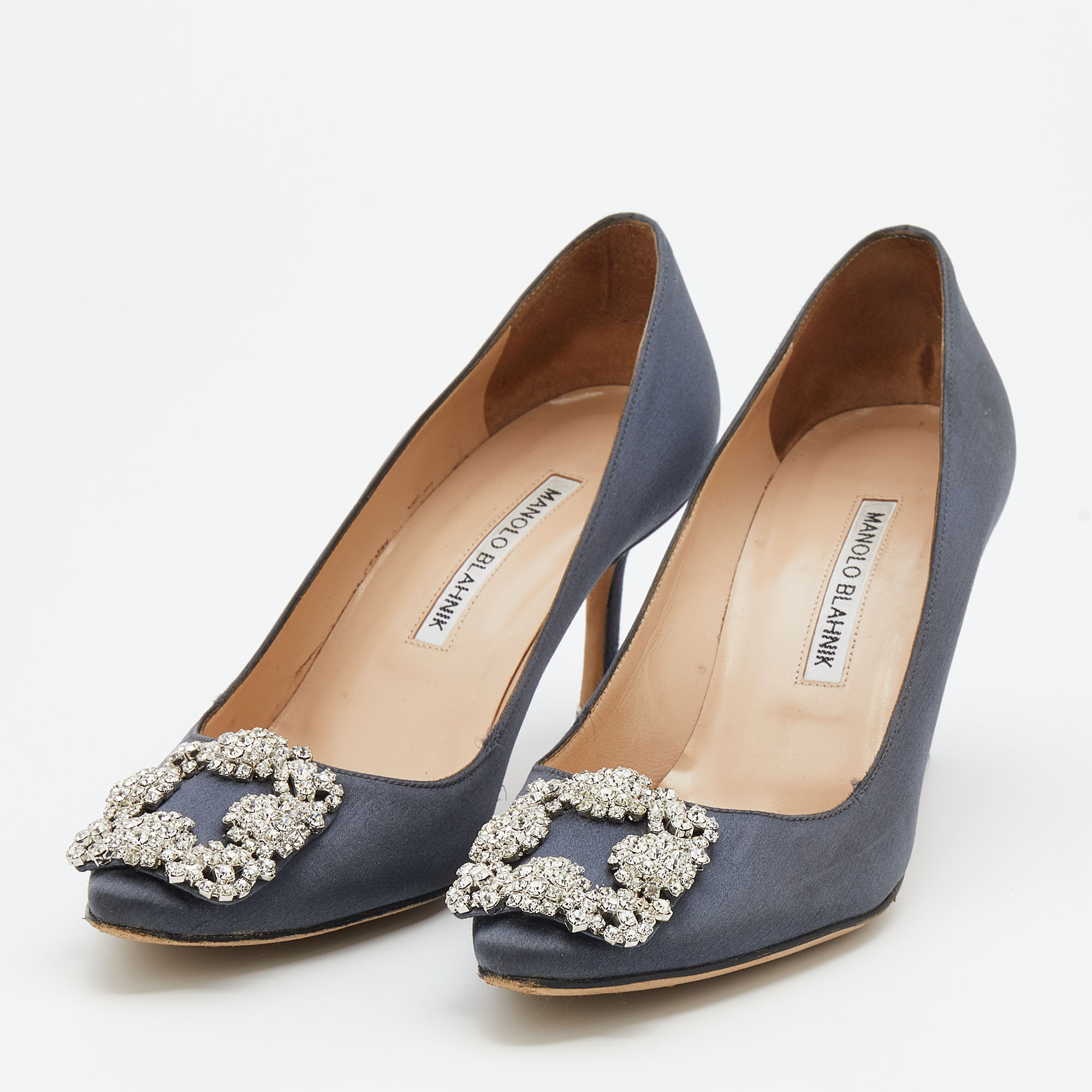 

Manolo Blahnik Grey Satin Hangisi Crystal Embellished Pumps Size