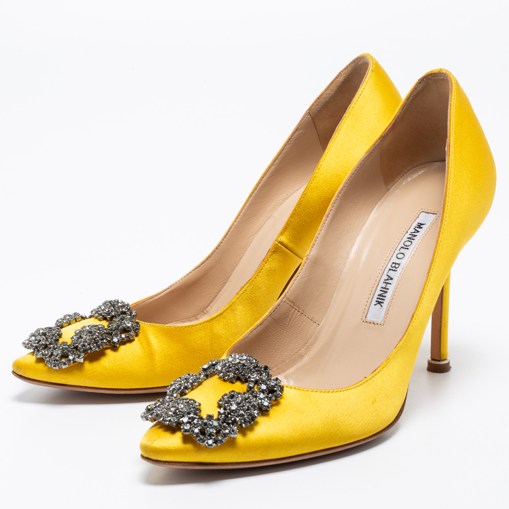 

Manolo Blahnik Yellow Satin Hangisi Crystal Embellished Pumps Size