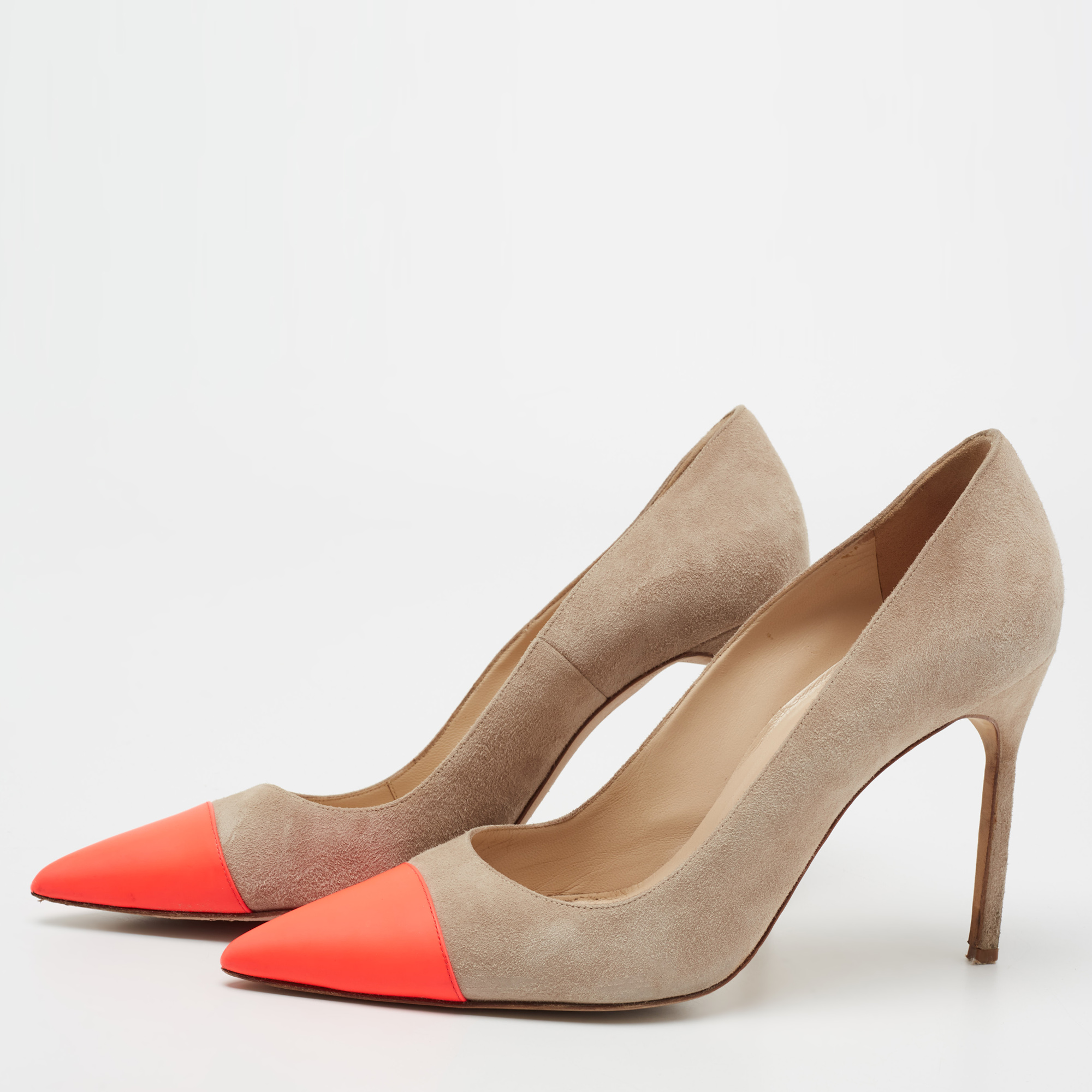 

Manolo Blahnik Beige/Neon Pink Leather and Suede Bipunta Pumps Size