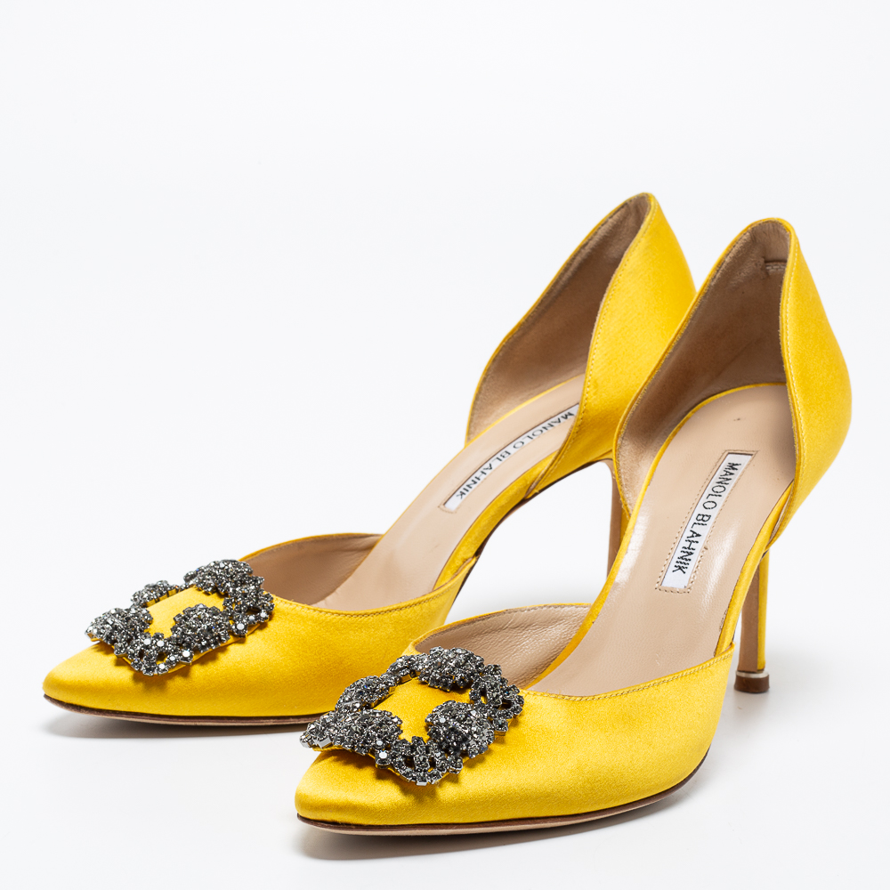 

Manolo Blahnik Yellow Satin Hangisi Pumps Size