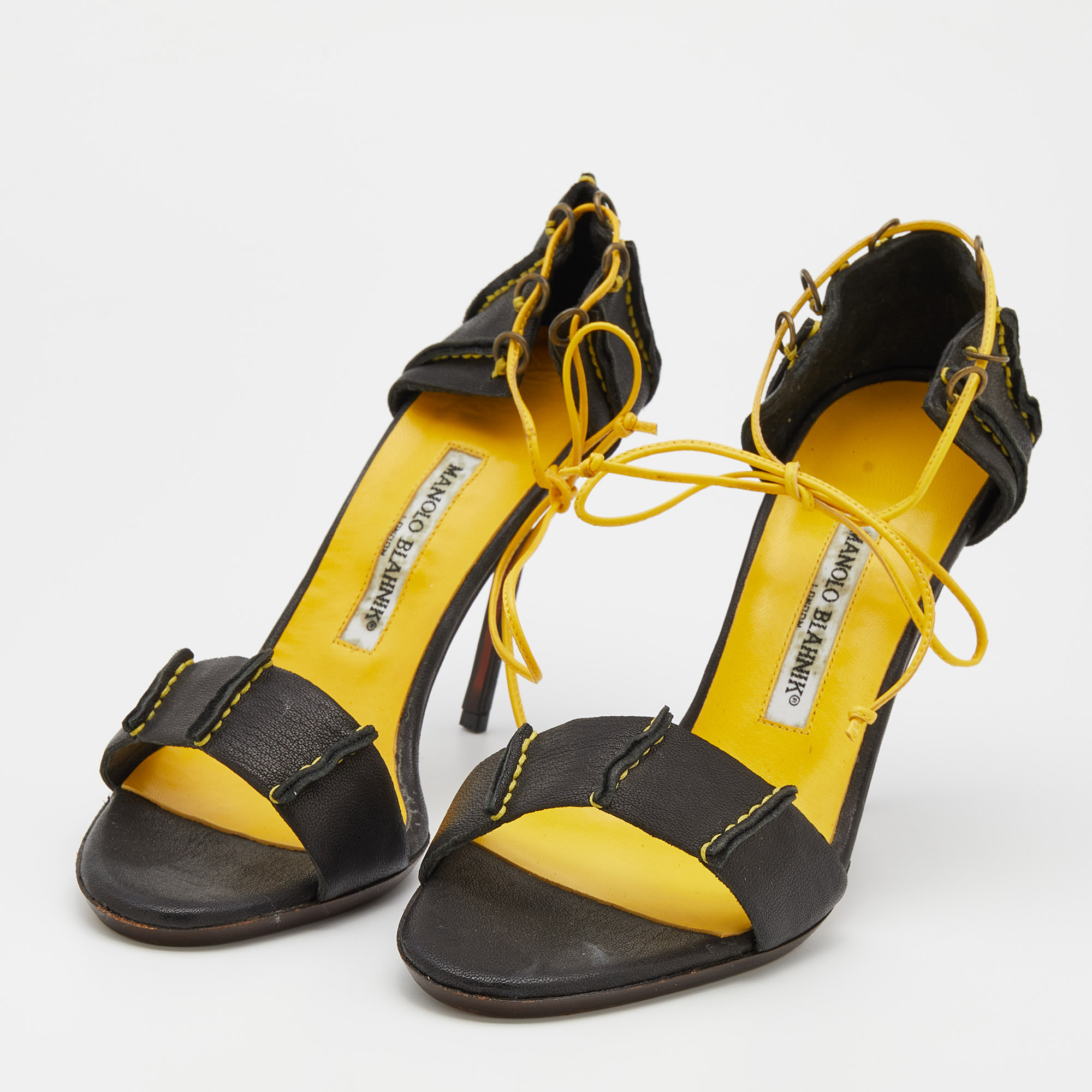 

Manolo Blahnik Black Leather Ankle Tie Up Sandals Size
