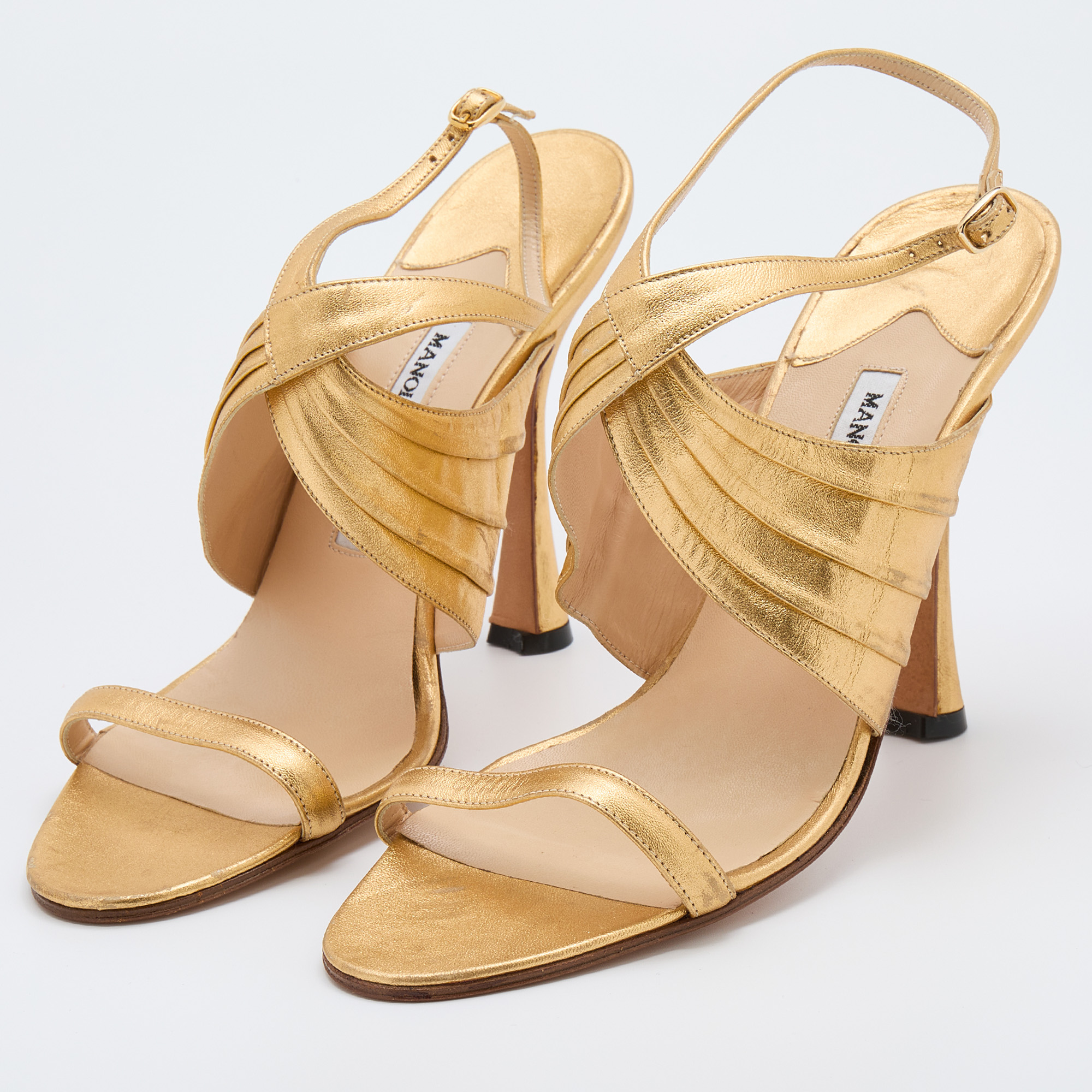 

Manolo Blahnik Gold Leather Ankle Strap Sandals Size