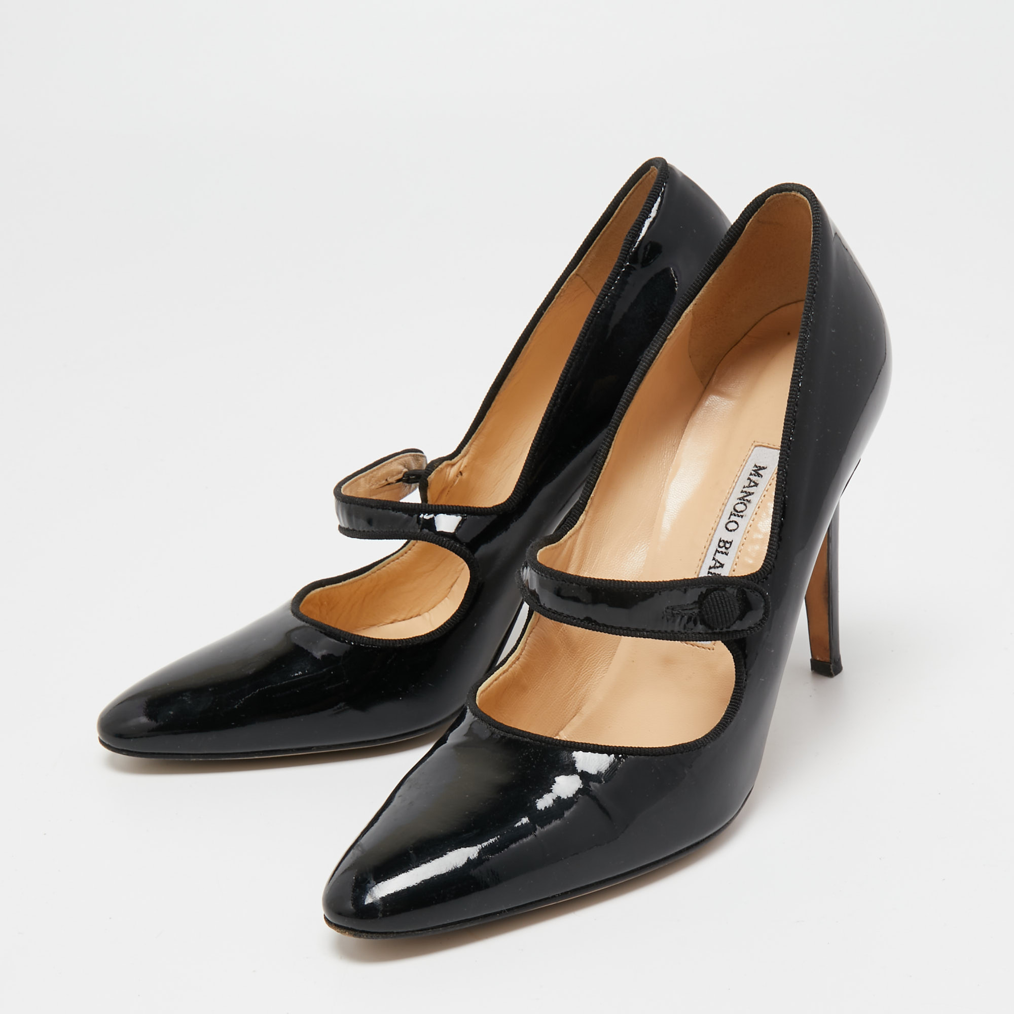 

Manolo Blahnik Black Patent Camparinew Pumps Size