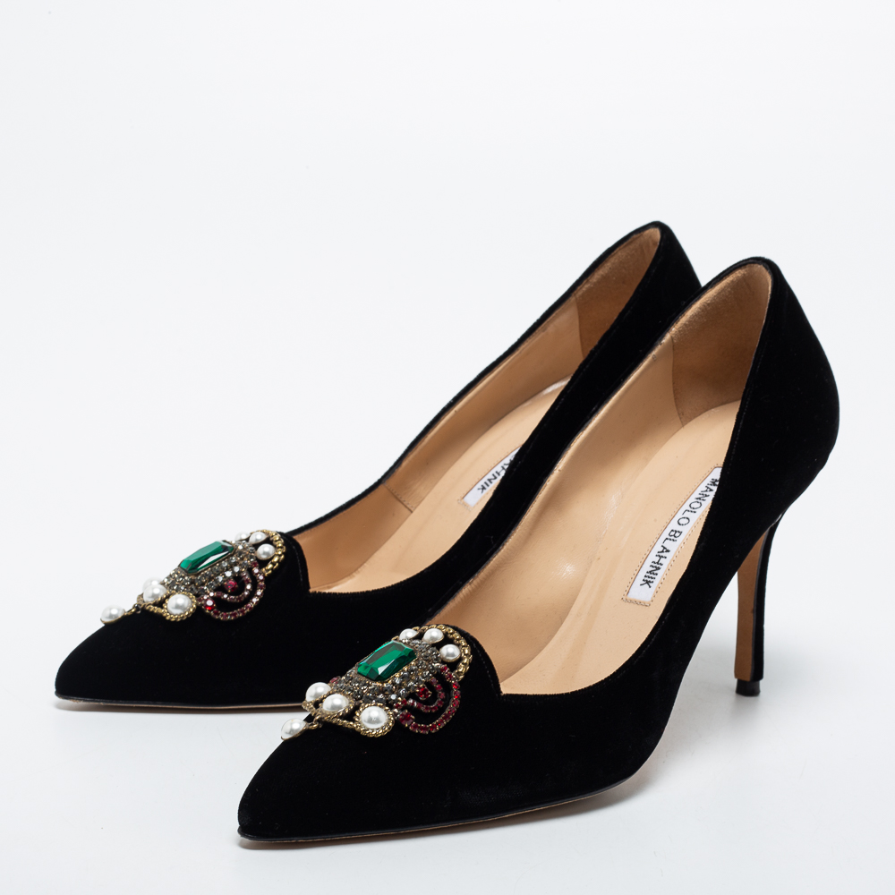 

Manolo Blahnik Black Velvet 'Eufrasia' Pointed Toe Pumps Size