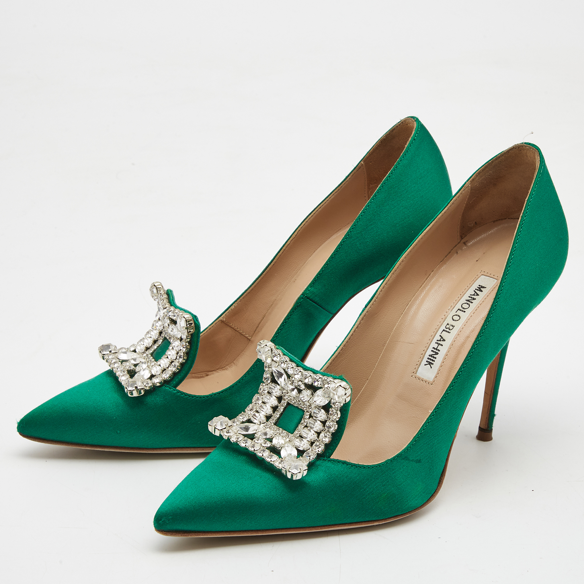 

Manolo Blahnik Green Satin Crystal Embellished Borlak Pumps Size