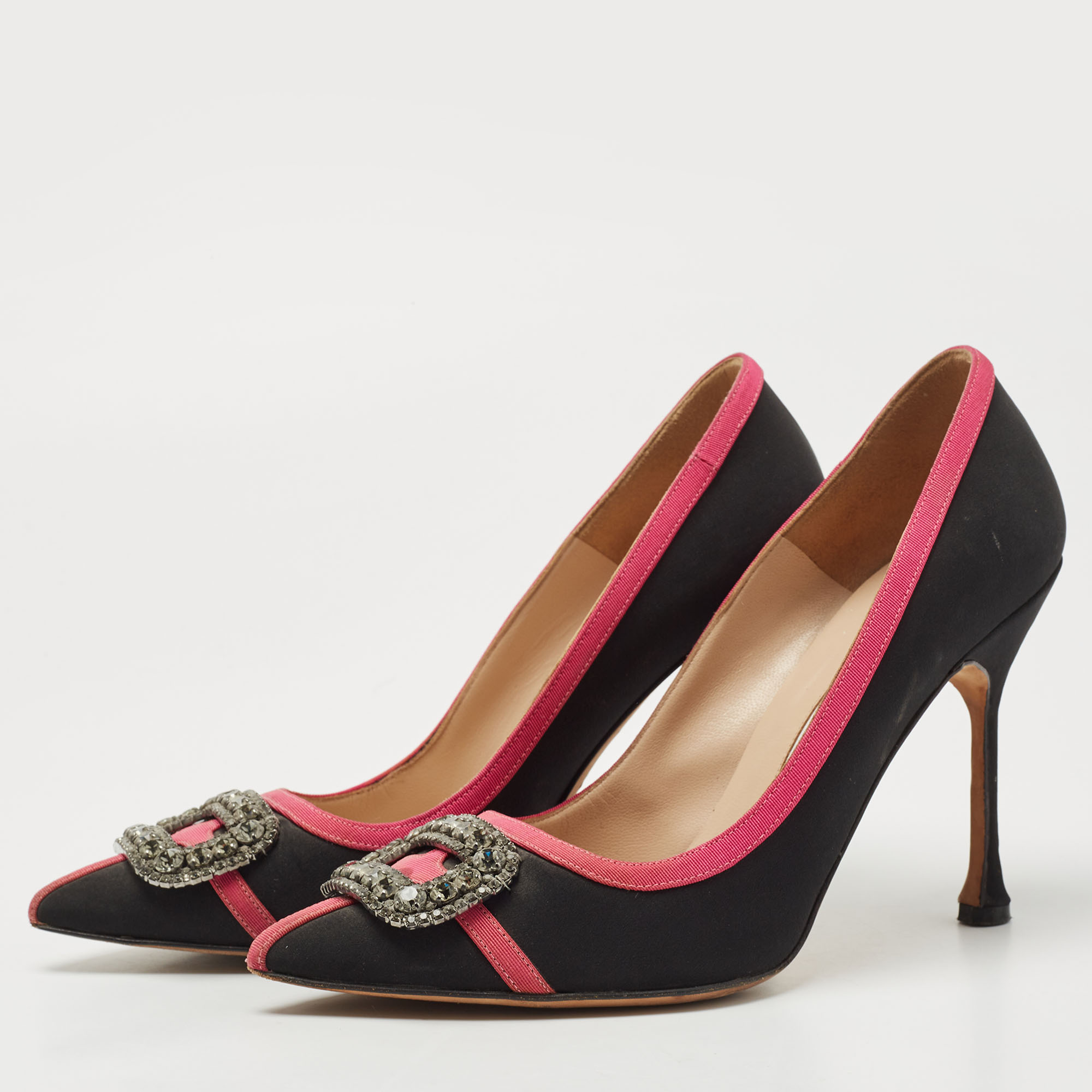 

Manolo Blahnik Black/Pink Gotrian Crystal Embellished Pumps Size