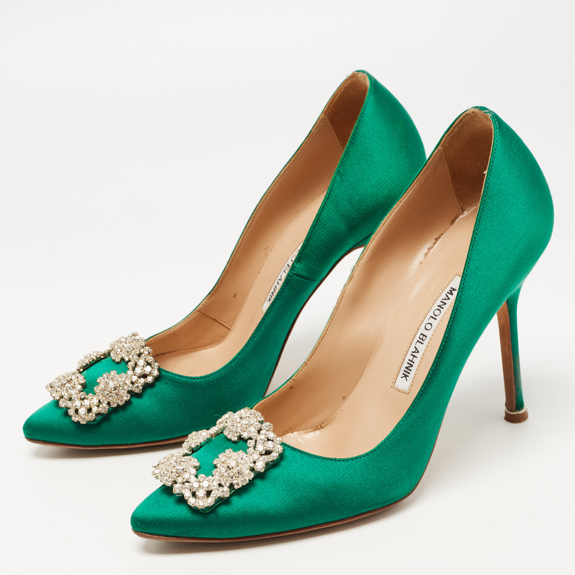 

Manolo Blahnik Green Satin Hangisi Pumps Size