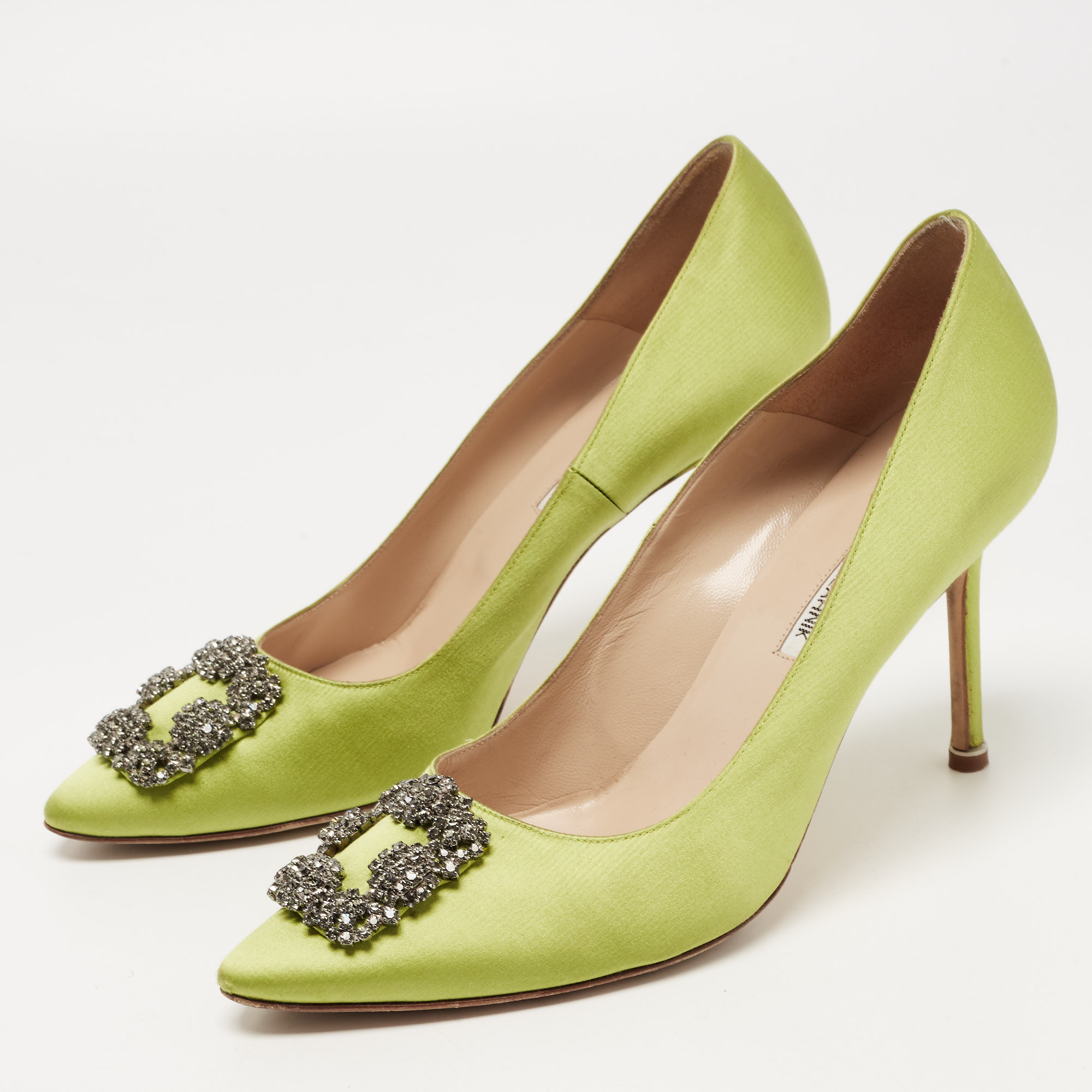 

Manolo Blahnik Green Satin Hangisi Pumps Size