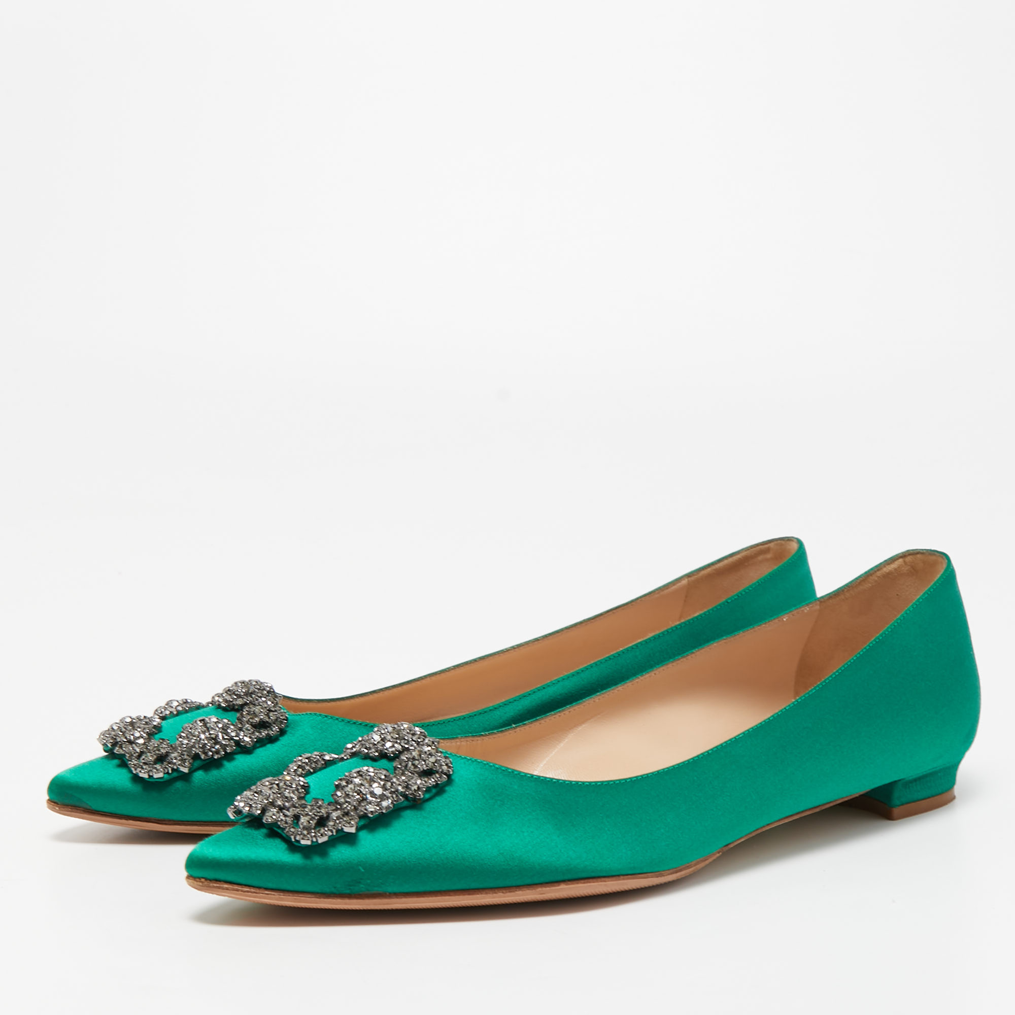 

Manolo Blahnik Green Satin Hangisi Flats Size