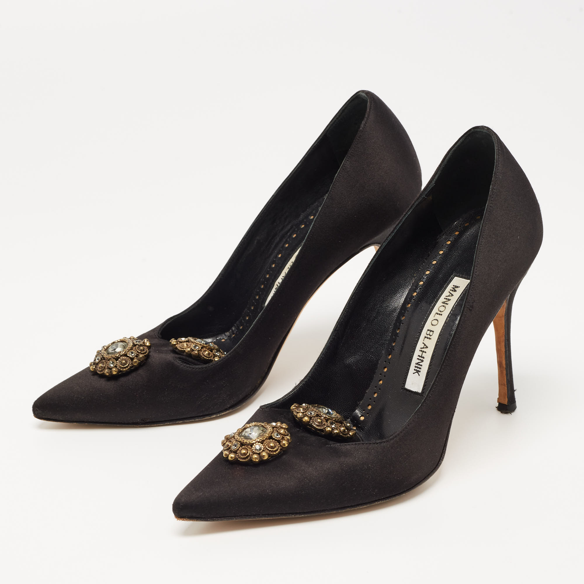 

Manolo Blahnik Black Satin Embellished Pointed Toe Pumps Size