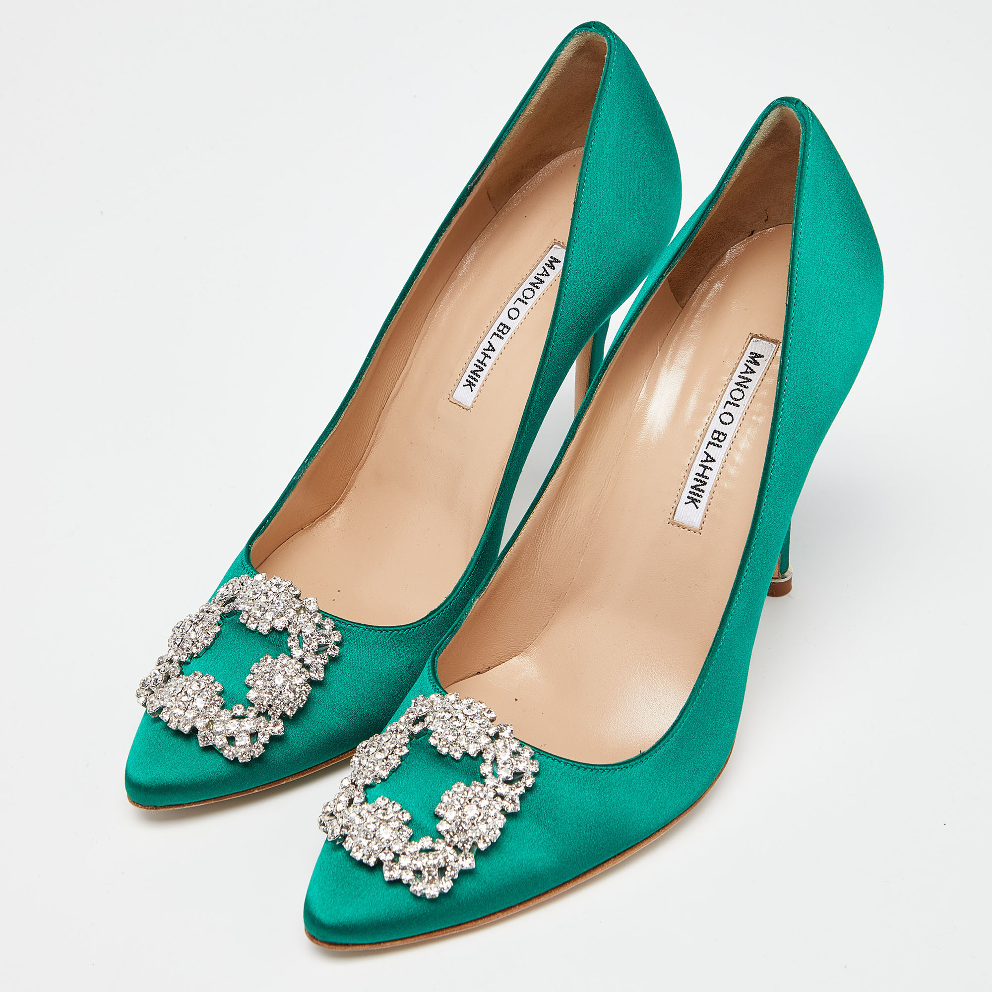 

Manolo Blahnik Green Satin Hangisi Pumps Size