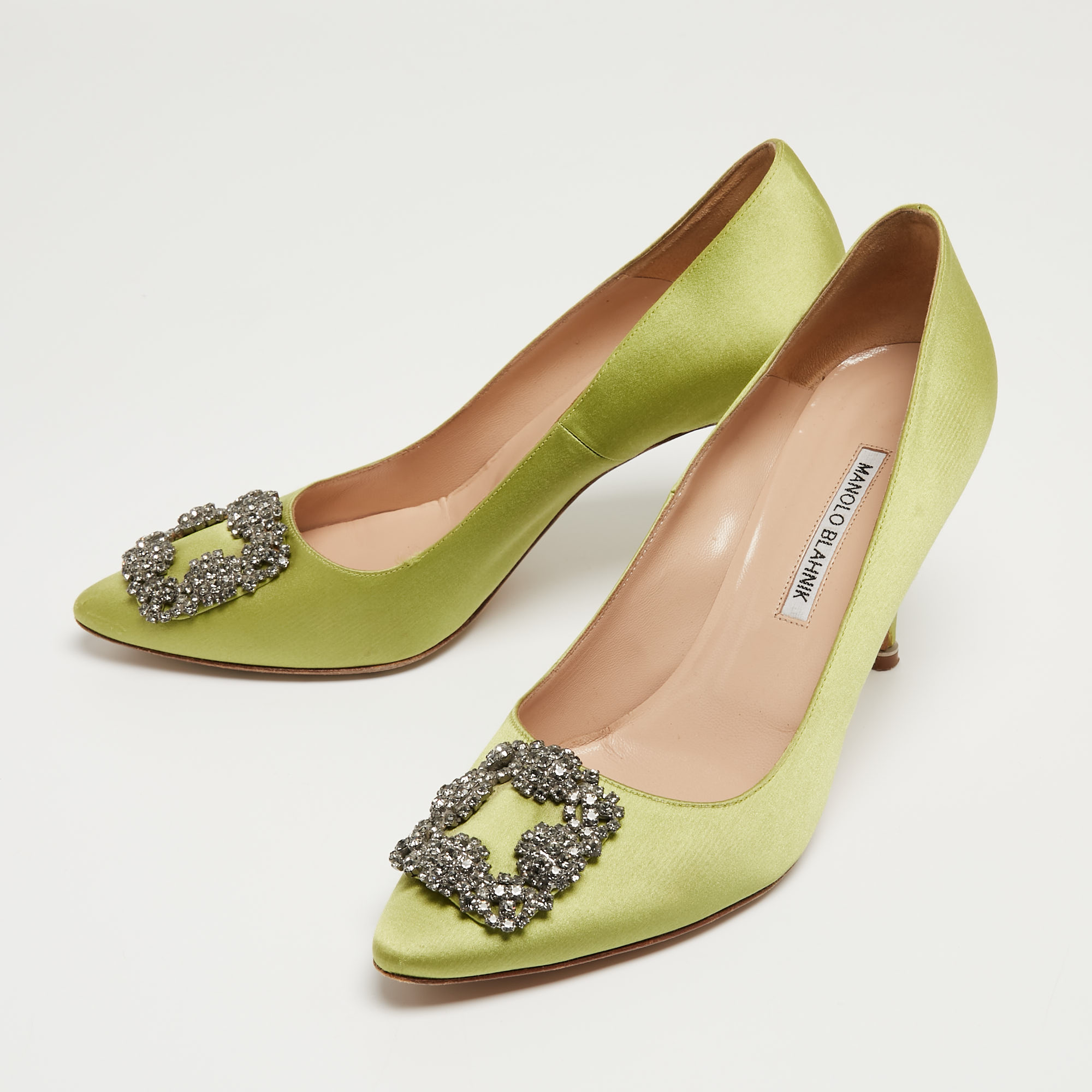 

Manolo Blahnik Green Satin Hangisi Pumps Size