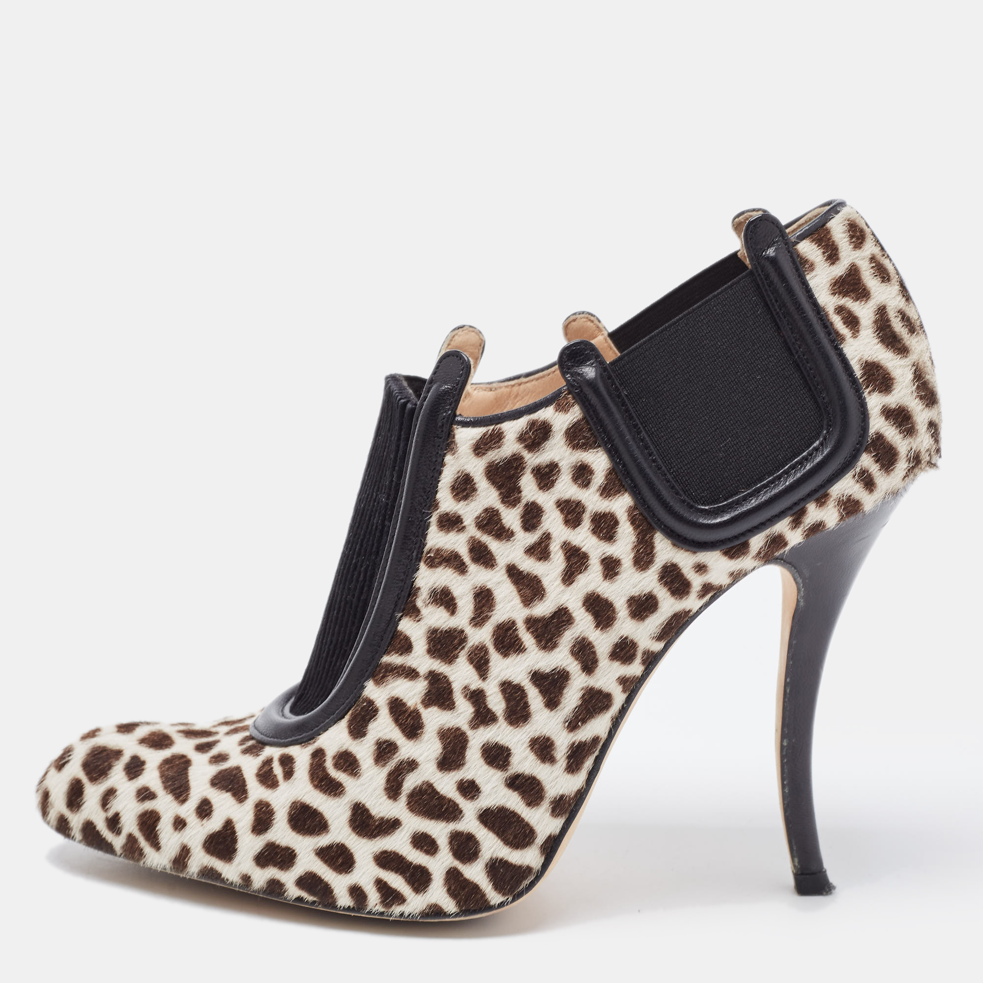 Pre-owned Manolo Blahnik Tricolor Animal Print Calf Hair And Leather Ankle Booties Size 37.5 In Brown